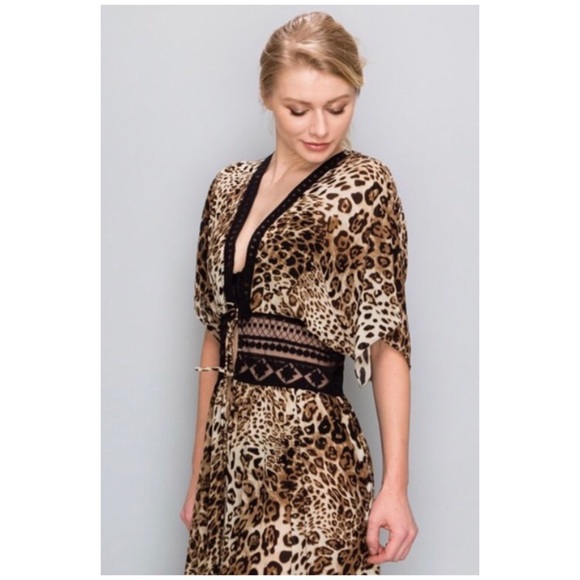 SOLD OUT - Picture 3 of 6